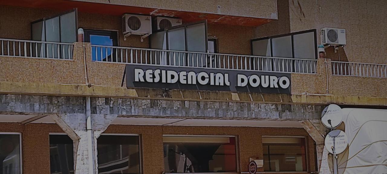 Отель Residencial Douro Пезу-да-Регуа Экстерьер фото
