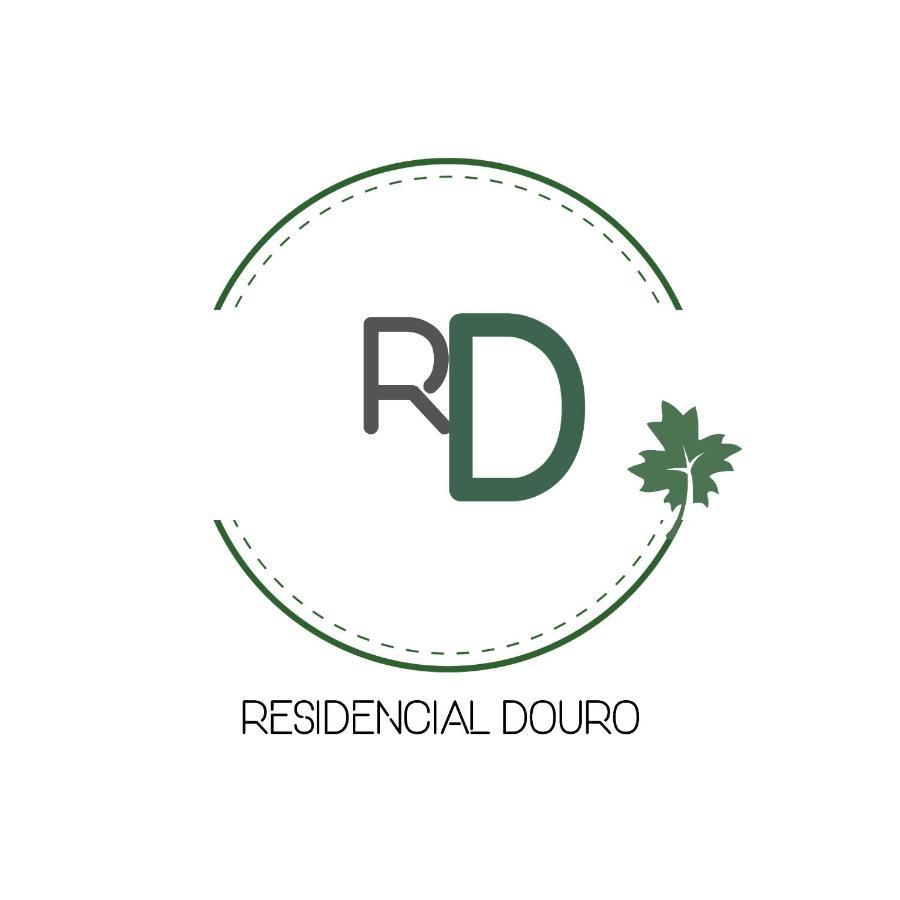Отель Residencial Douro Пезу-да-Регуа Экстерьер фото